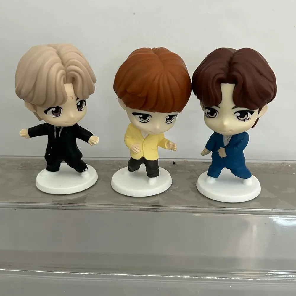 BTS McDonalds Figurine Set 2021 Complete HYBE Kpop Figures AM60 - Picture 4 of 6